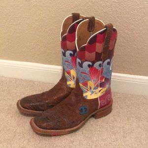 Women’s Cinch boots